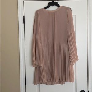 Gianni Bini pleated cocktail dress!